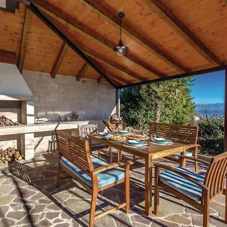 Holiday Home Brsec Feriehus Brseč